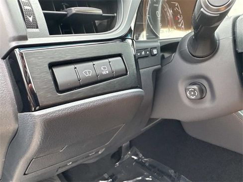 New 2025 Lexus ES 350 Ultra Luxury image 32