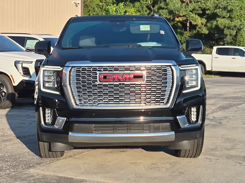 Used 2024 GMC Yukon Denali w/ Denali Reserve Package AWD/4WD image 5