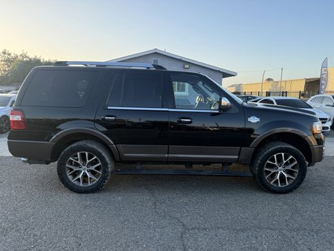 Used 2017 Ford Expedition King Ranch AWD/4WD image 4