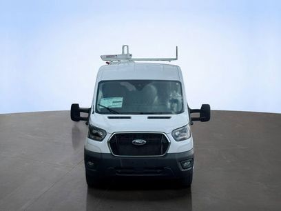 New 2025 Ford Transit 250 148 Medium Roof Extended AWD w/ Load Area Protection Package