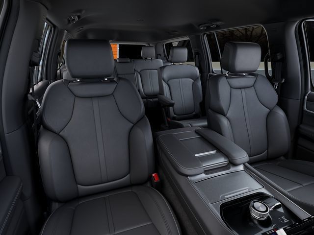 New 2026 Jeep Grand Wagoneer 4WD image 16