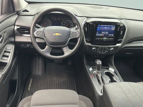 Used 2020 Chevrolet Traverse LS AWD/4WD image 11