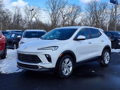 Used 2024 Buick Encore GX Preferred w/ Comfort Package image 1