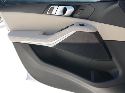 Used 2020 BMW X5 sDrive40i w/ Convenience Package RWD image 19