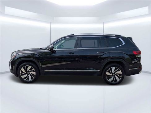 Used 2025 Volkswagen Atlas SEL AWD/4WD image 6