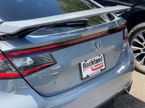 Used 2022 Honda Civic Sport image 32