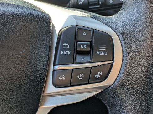 Used 2022 Ford Explorer XLT RWD image 18