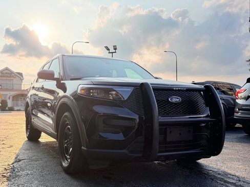 Used 2023 Ford Explorer 4WD Police Interceptor image 3