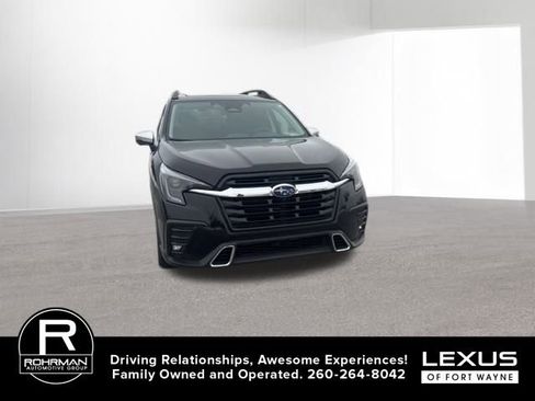 Used 2023 Subaru Ascent Touring image 3