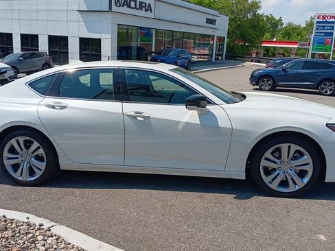 Used 2022 Acura TLX w/ Technology Package FWD image 6