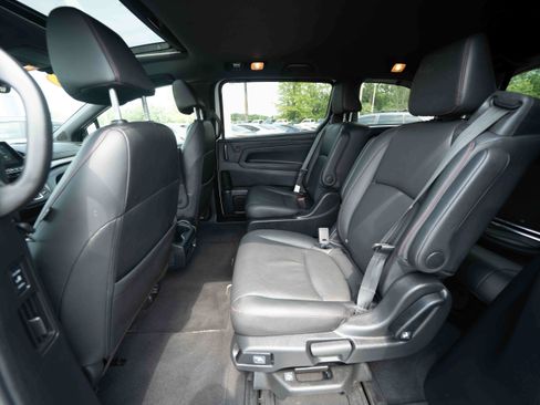 Used 2024 Honda Odyssey Sport image 23