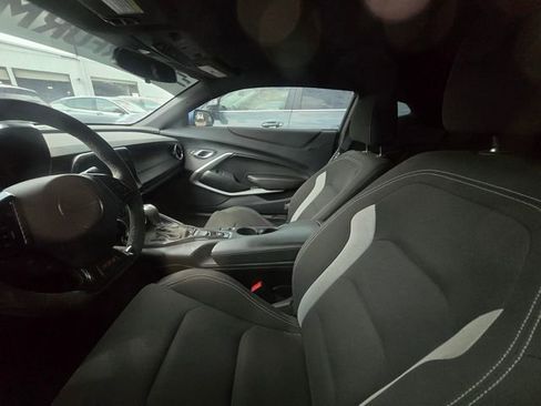 Used 2023 Chevrolet Camaro SS RWD image 11