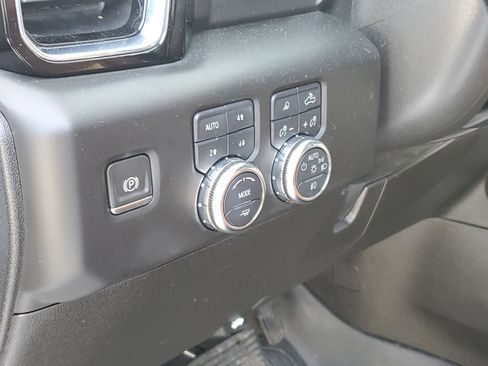 Used 2024 GMC Sierra 2500 Denali Ultimate image 22