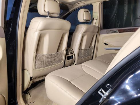 Used 2010 Mercedes-Benz ML 350 2WD image 40