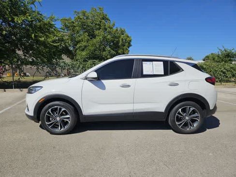 Used 2023 Buick Encore GX Select w/ Safety Package II FWD image 4