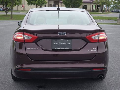 Used 2013 Ford Fusion SE FWD image 6