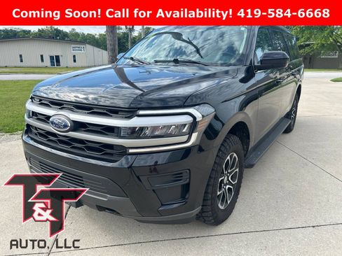 Used 2022 Ford Expedition Max XLT AWD/4WD image 2