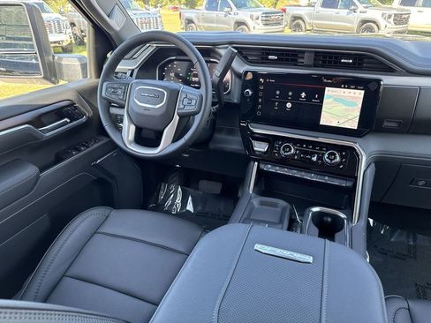 New 2026 GMC Sierra 2500 Denali w/ Denali Reserve Package image 19