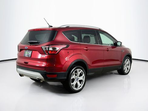 Used 2017 Ford Escape Titanium FWD image 9