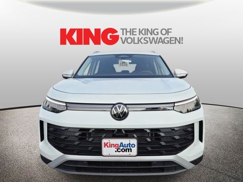New 2026 Volkswagen Tiguan SE AWD/4WD image 9