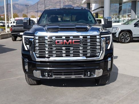 New 2026 GMC Sierra 3500 Denali w/ Technology Package image 9