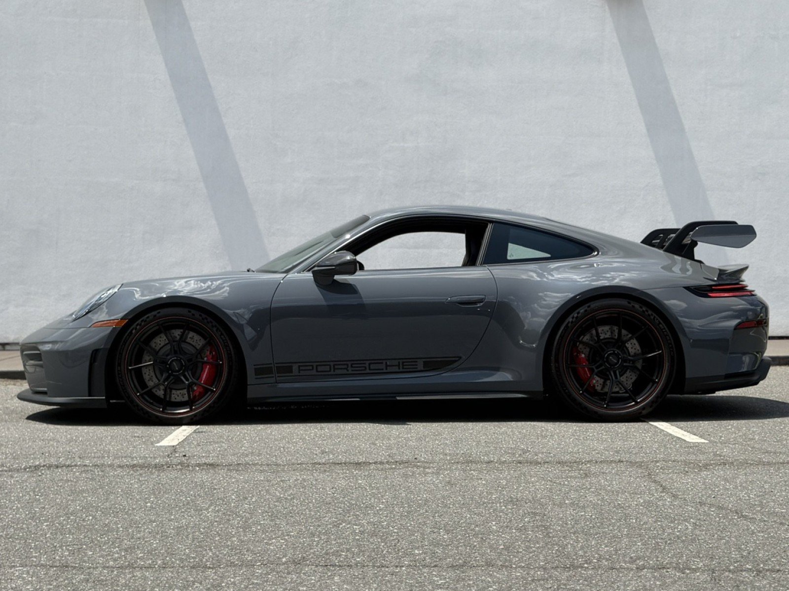 Used 2026 Porsche 911 GT3 RWD image 4