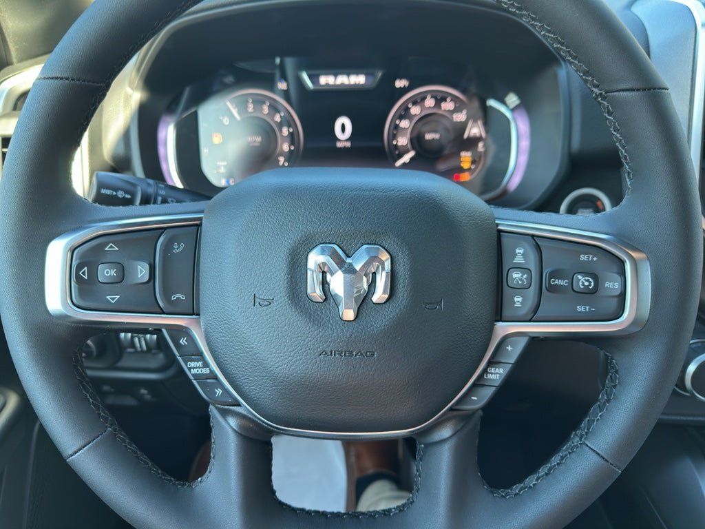 New 2026 RAM 1500 Big Horn AWD/4WD image 13