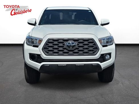 Used 2023 Toyota Tacoma TRD Off-Road w/ Black Out Package (TMS) AWD/4WD image 2