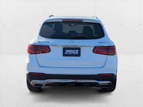 Used 2021 Mercedes-Benz GLC 300 4MATIC w/ Premium Package image 7