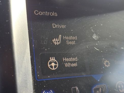 Used 2016 Jeep Cherokee Latitude w/ Safety/Convenience Group image 4