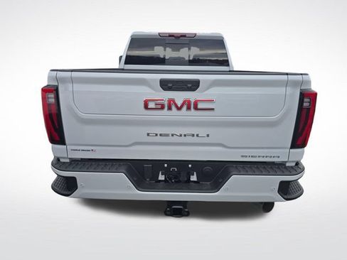 New 2026 GMC Sierra 2500 Denali w/ Denali Reserve Package AWD/4WD image 5