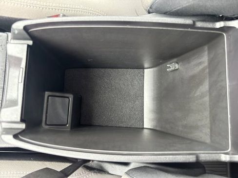 Used 2022 Ford Escape SE w/ Convenience Package image 30