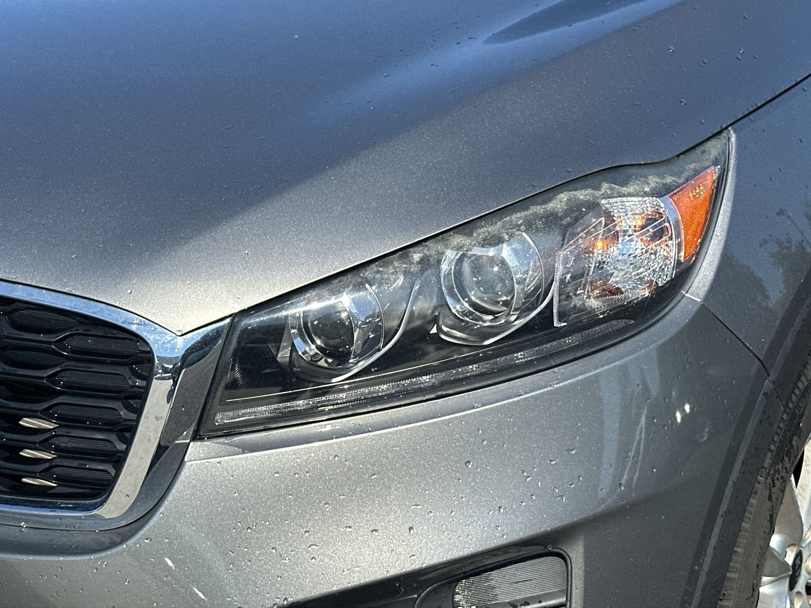 Used 2019 Kia Sorento FWD image 11