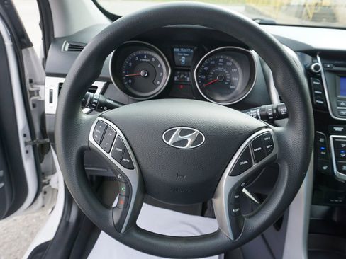 Used 2014 Hyundai Elantra GT FWD image 22