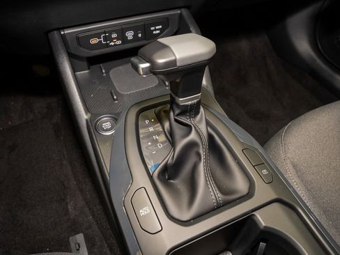 New 2025 Kia K4 EX image 16