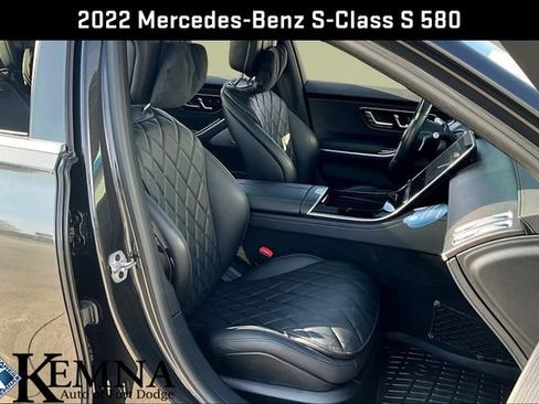 Used 2022 Mercedes-Benz S 580 4MATIC Sedan image 31