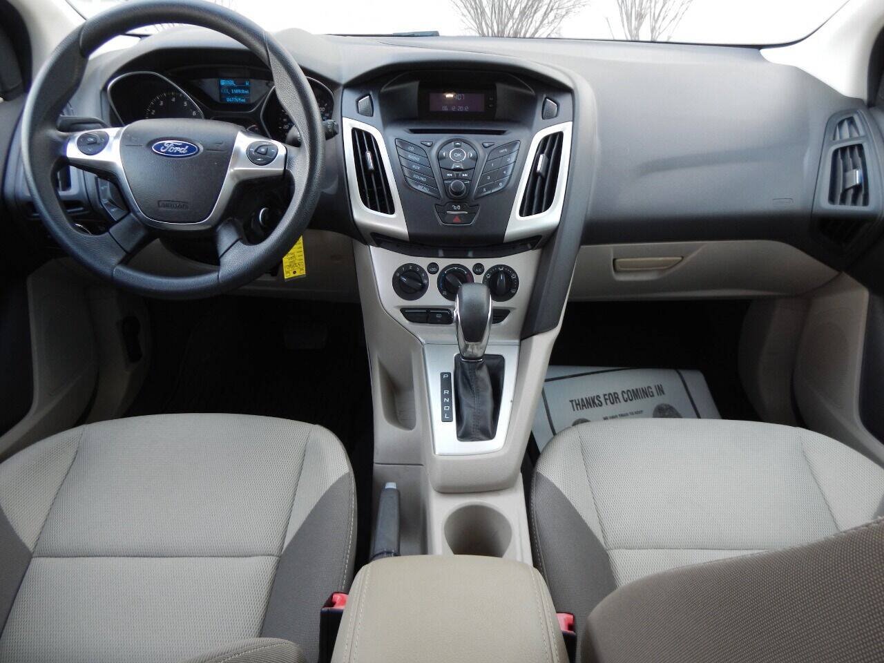 Used 2012 Ford Focus SE w/ SE Winter Pkg FWD image 2