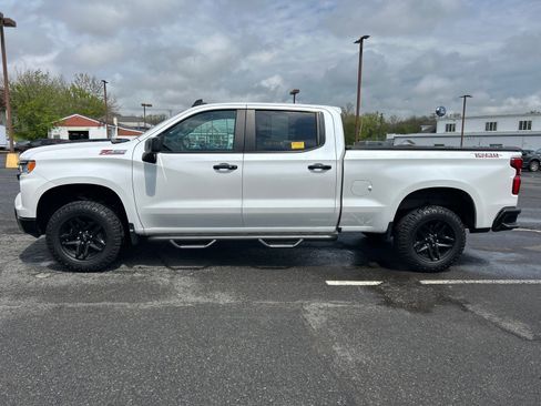 Used 2023 Chevrolet Silverado 1500 LT Trail Boss w/ Protection Package image 9