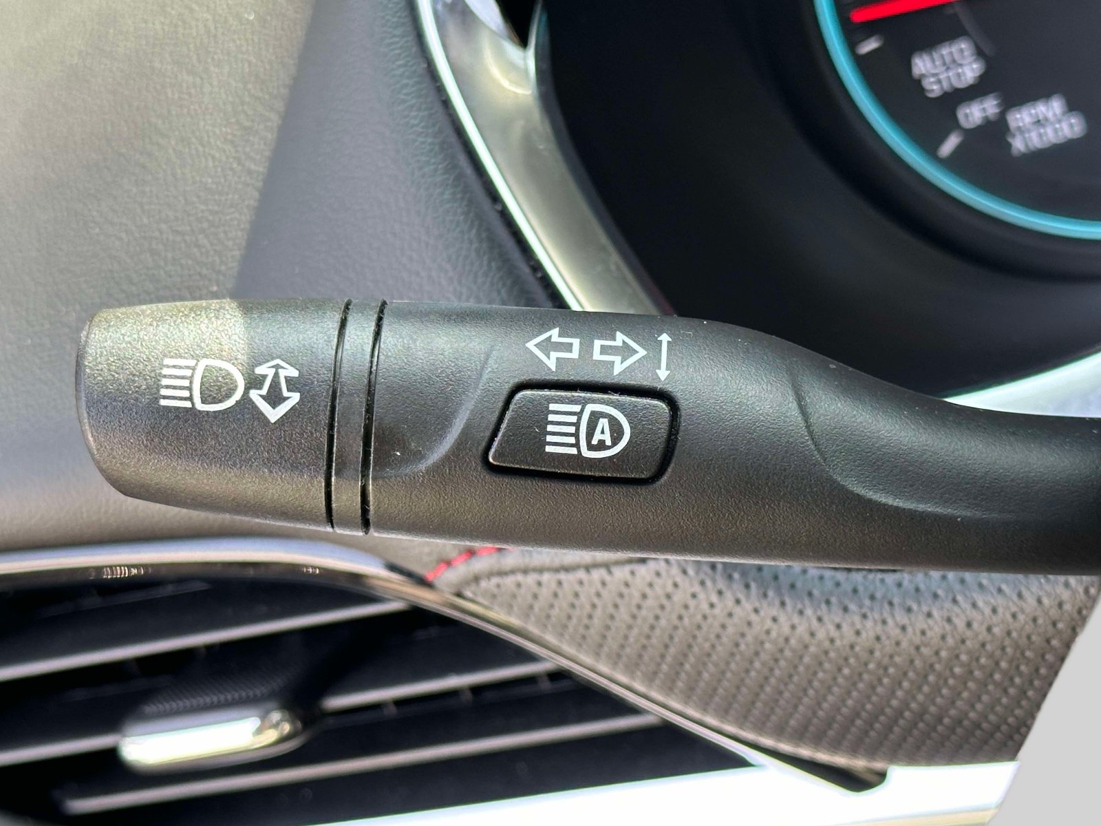 Certified 2024 Chevrolet Traverse RS AWD/4WD image 24
