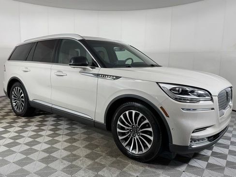 Used 2022 Lincoln Aviator Reserve w/ Equipment Group 201A image 8