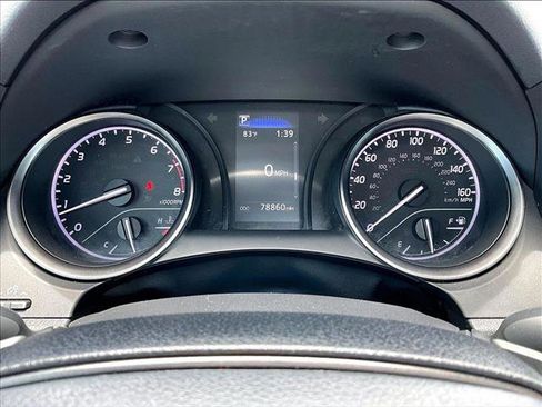 Used 2022 Toyota Camry SE FWD image 22