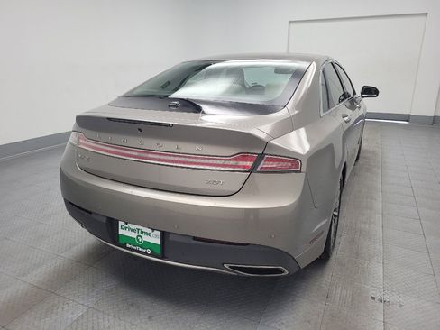 Used 2020 Lincoln MKZ image 7