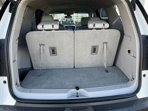 Used 2023 GMC Acadia SLT image 13