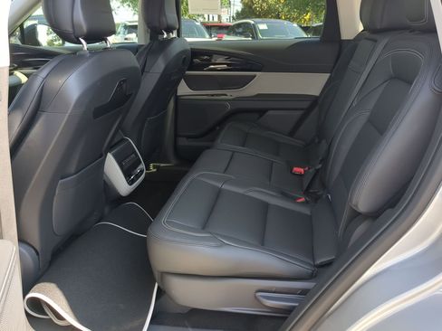 New 2025 Lincoln Nautilus Premier image 21