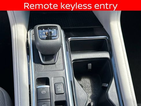 Used 2023 Nissan Pathfinder SV FWD image 20