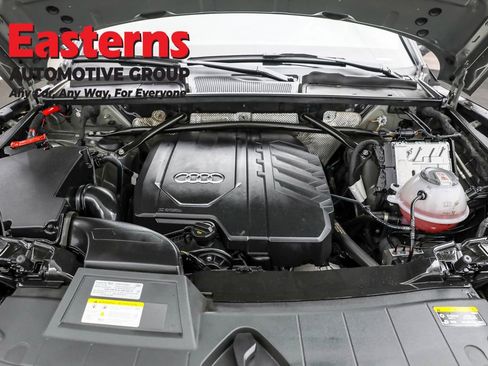 Used 2023 Audi Q5 2.0T Premium w/ Convenience Package image 7