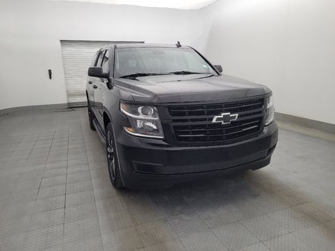 Used 2018 Chevrolet Suburban LT image 14