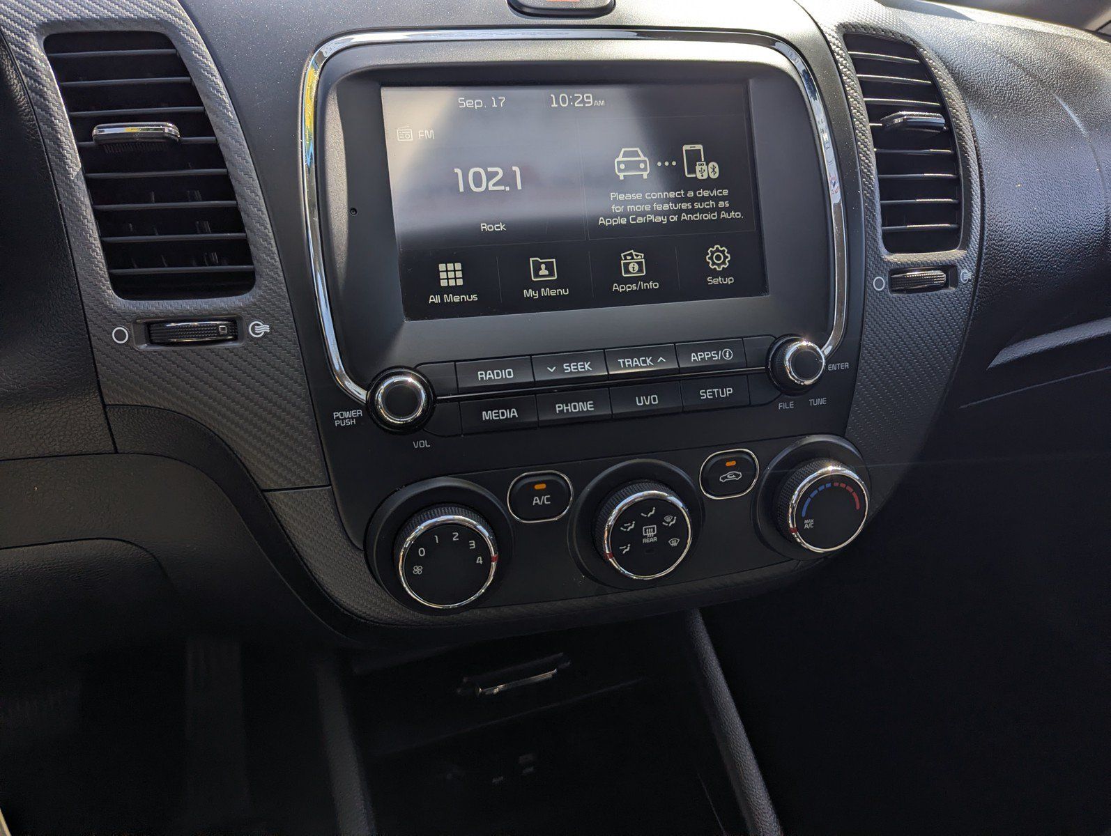 Used 2017 Kia Forte S FWD image 12