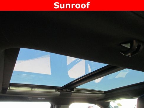 Used 2022 Ford F150 Lariat w/ Equipment Group 502A High image 15