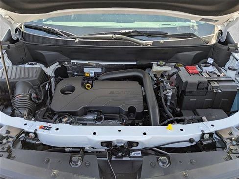 New 2026 Chevrolet Equinox LT w/ Convenience Package II image 16